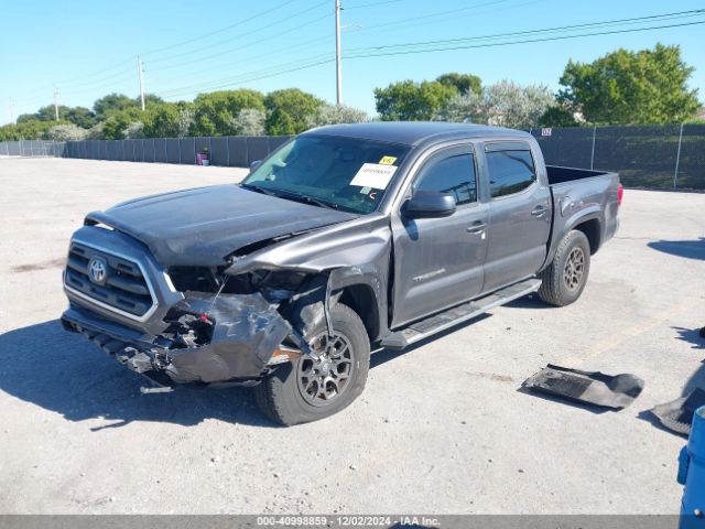 5TFAZ5CN8HX050064 Toyota Tacoma Sr5 V6
