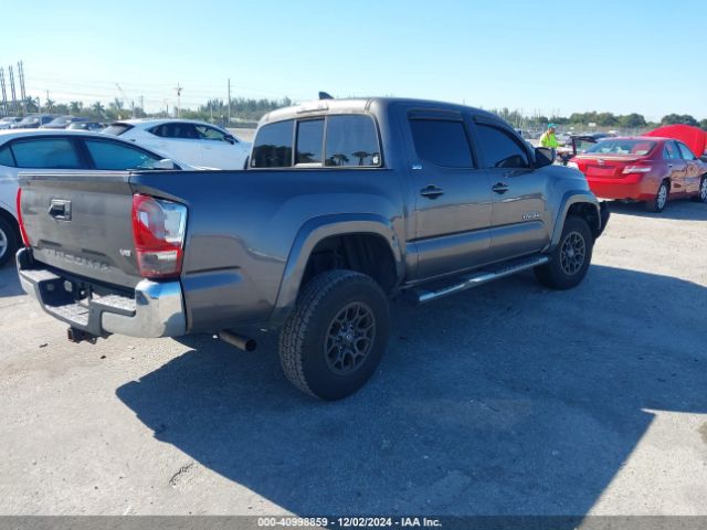 5TFAZ5CN8HX050064 Toyota Tacoma Sr5 V6