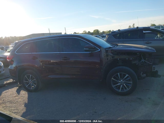 Toyota Highlander Xle 2019 5TDJZRFH4KS978951 Image 14