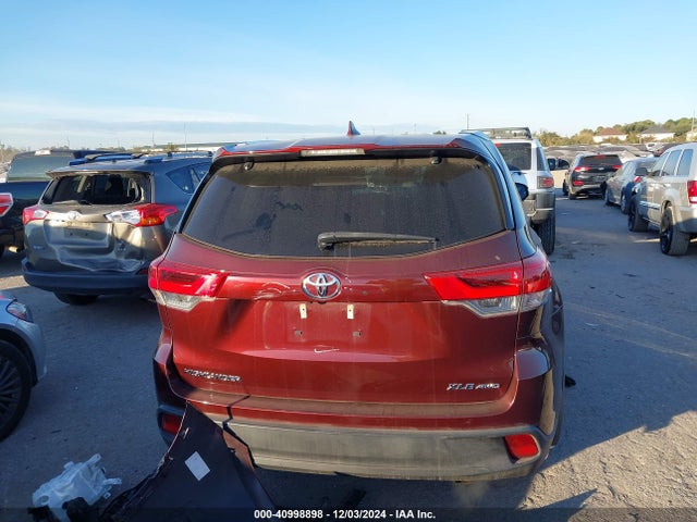 Toyota Highlander Xle 2019 5TDJZRFH4KS978951 Image 17