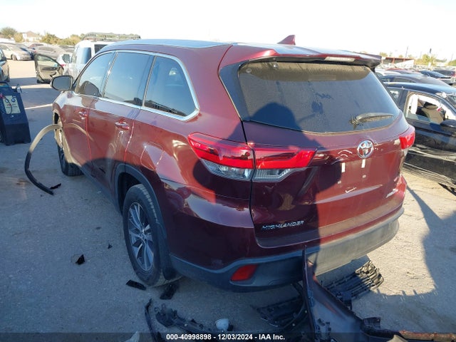 Toyota Highlander Xle 2019 5TDJZRFH4KS978951 Image 3