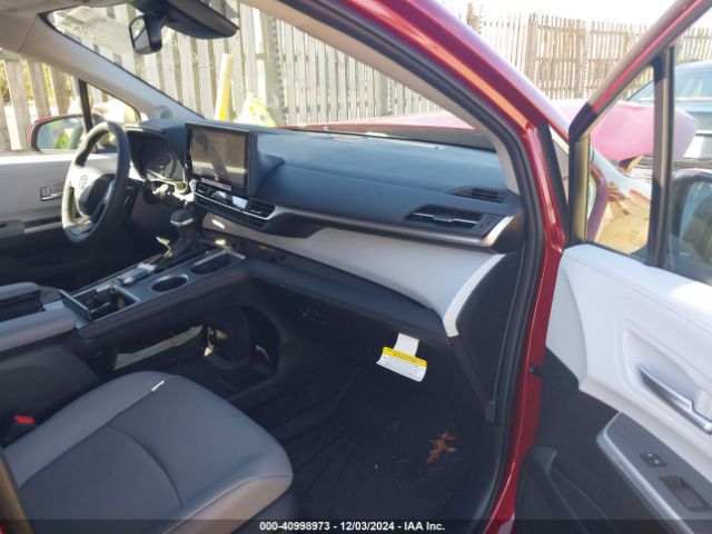 5TDJRKEC6SS226620 Toyota SIENNA XLE