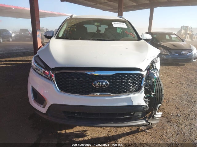 5XYPG4A55JG367791 KIA Sorento 3.3l Lx