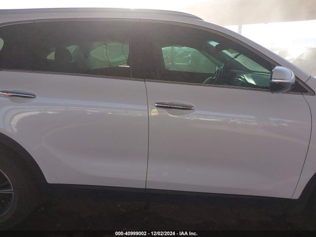 KIA Sorento 3.3l Lx 2018 5XYPG4A55JG367791 Image 13