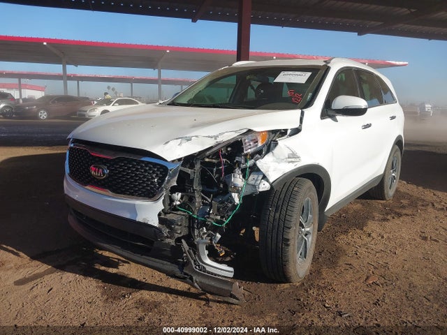 5XYPG4A55JG367791 KIA Sorento 3.3l Lx