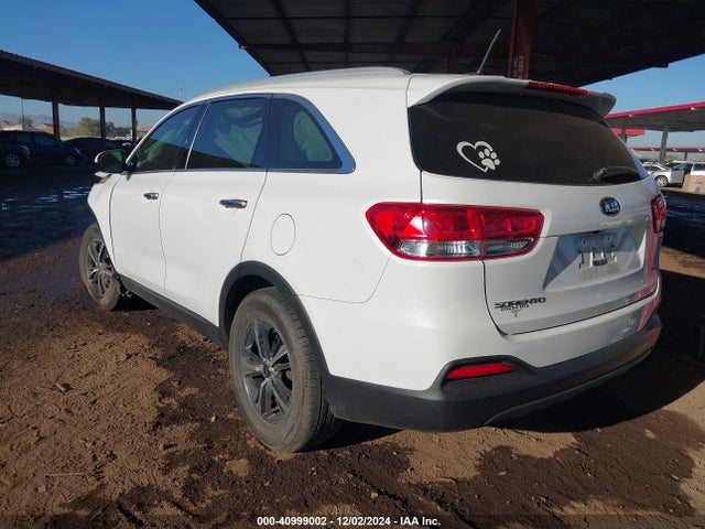 5XYPG4A55JG367791 KIA Sorento 3.3l Lx