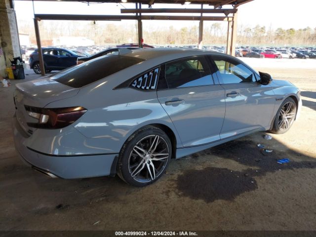 1HGCV2F95NA015676 Honda Accord Touring
