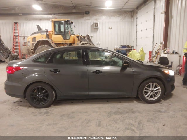 Ford FOCUS SE 2017 1FADP3F2XHL283675 Image 13