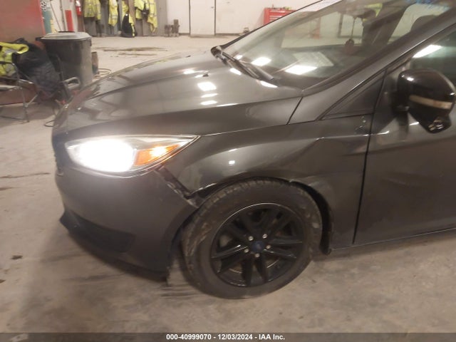 Ford FOCUS SE 2017 1FADP3F2XHL283675 Image 6