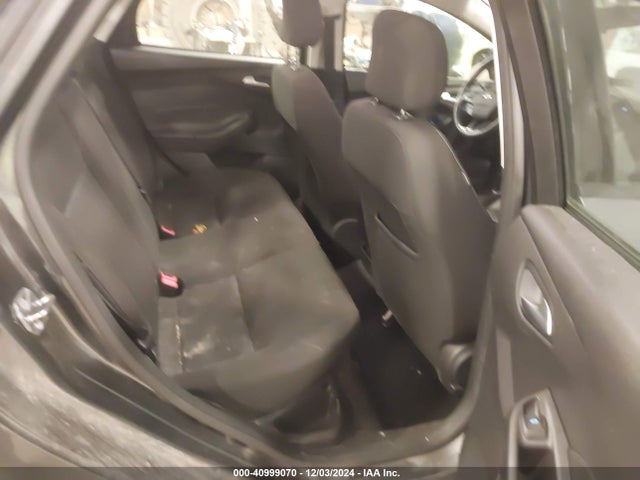 Ford FOCUS SE 2017 1FADP3F2XHL283675 Image 8