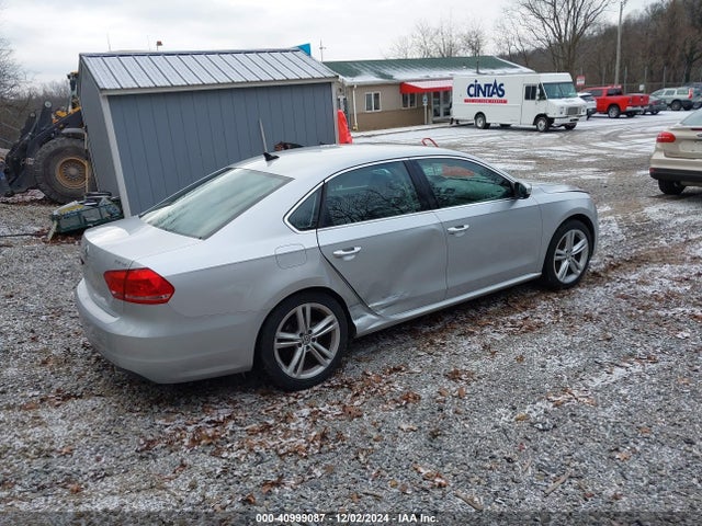 Volkswagen Passat 1.8t Se 2014 1VWBT7A3XEC042082 Image 4