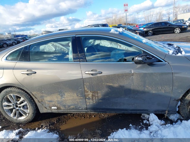 Chevrolet MALIBU LT 2018 1G1ZD5ST8JF221997 Image 14