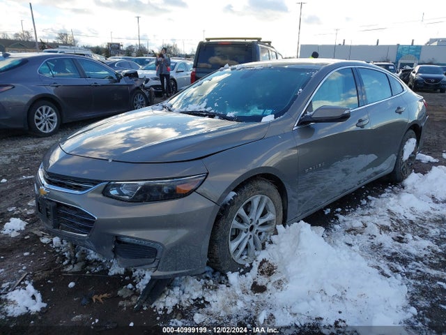 Chevrolet MALIBU LT 2018 1G1ZD5ST8JF221997 Image 2