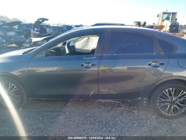 3KPF54AD2RE752114 KIA Forte Gt-line