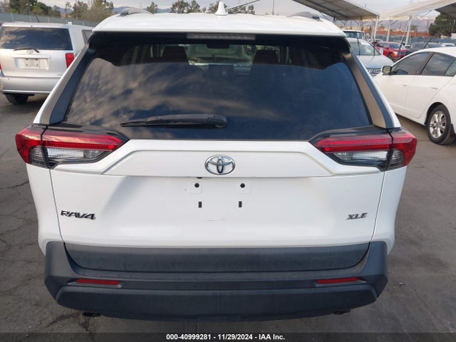 Toyota Rav4 Xle 2021 2T3W1RFV5MW120103 Image 16