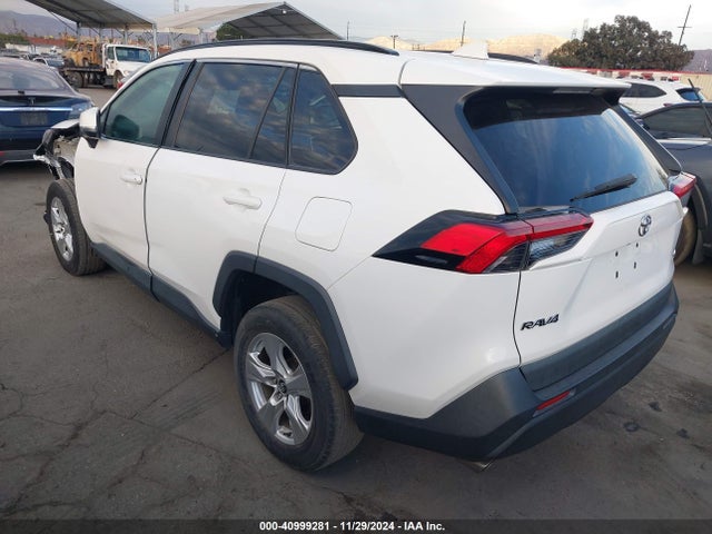 Toyota Rav4 Xle 2021 2T3W1RFV5MW120103 Image 3