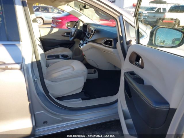 2C4RC1DG3MR531894 Chrysler Voyager Lxi