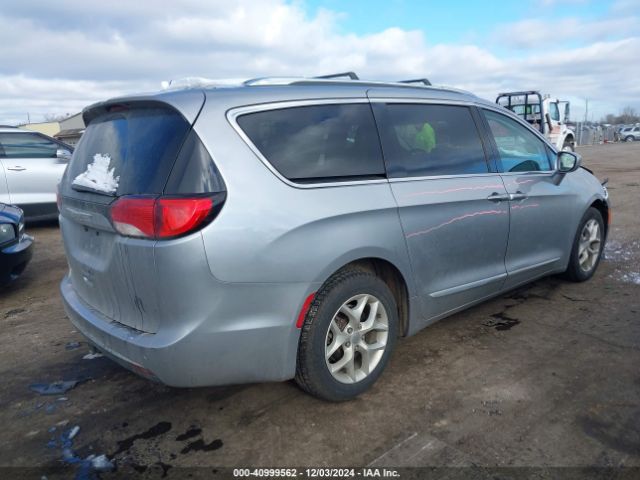 2017 CHRYSLER PACIFICA 2C4RC1EG9HR850933 Photo 3