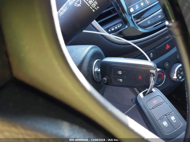 Chevrolet TRAX LS 2018 3GNCJKSB6JL349650 Image 11