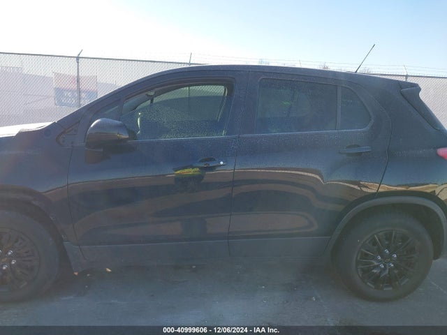 Chevrolet TRAX LS 2018 3GNCJKSB6JL349650 Image 15