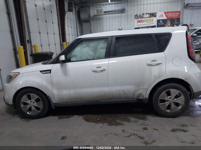 KIA Soul 2015 KNDJN2A29F7226832 Image 14