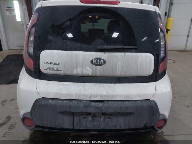KIA Soul 2015 KNDJN2A29F7226832 Image 16