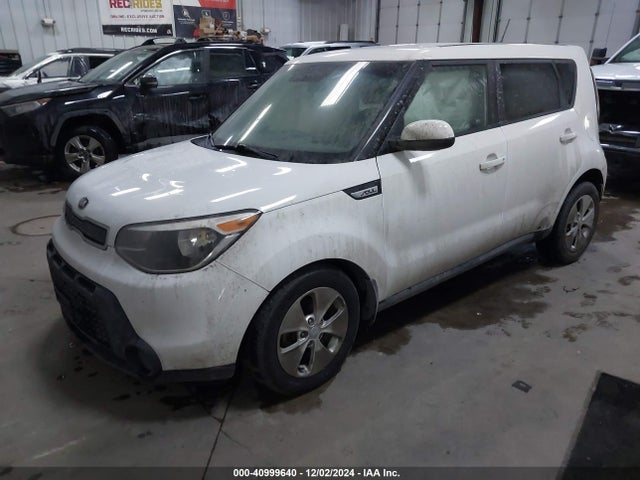 KIA Soul 2015 KNDJN2A29F7226832 Image 2