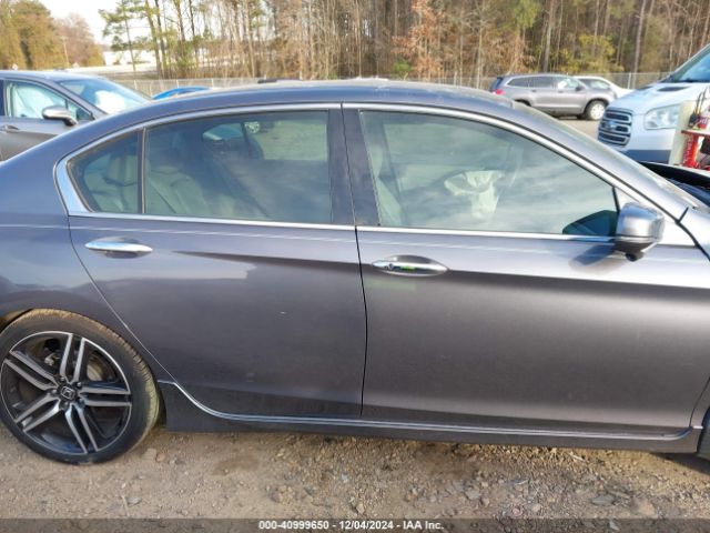 1HGCR3F92GA033002 Honda Accord Touring