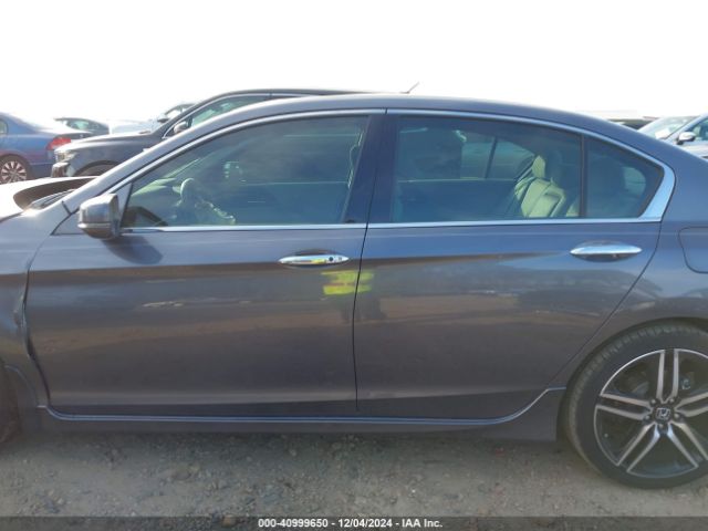 1HGCR3F92GA033002 Honda Accord Touring