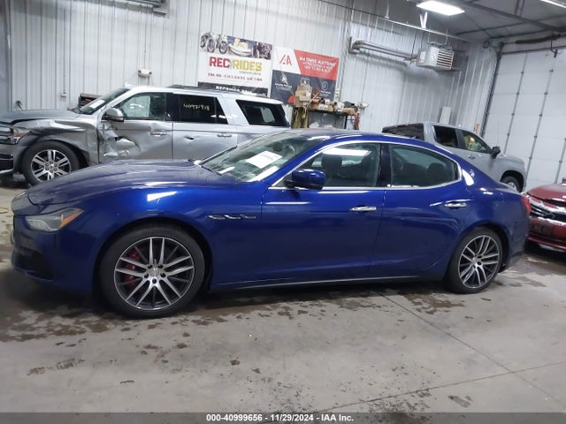 Maserati Ghibli S Q4 2014 ZAM57RTAXEE111227 Image 14