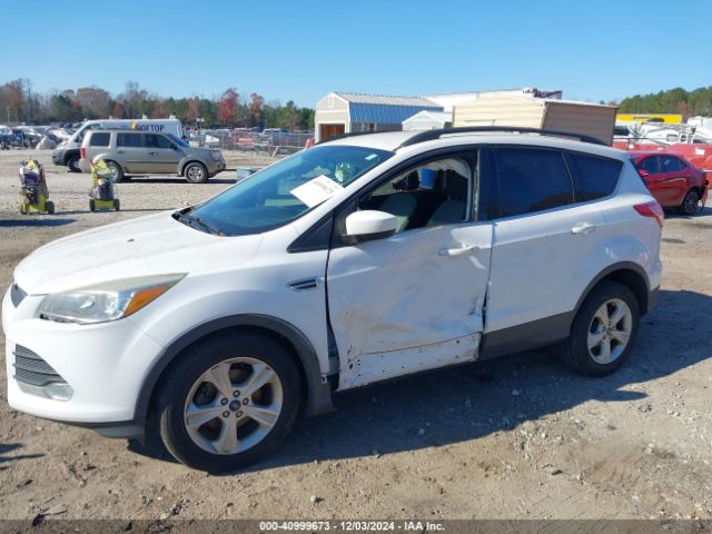 1FMCU0GXXFUA99654 Ford ESCAPE SE