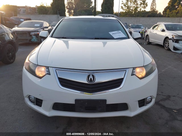 40999686 :رقم المزاد ، JH4CU2F61BC002722 vin ، 2011 Acura Tsx 2.4 مزاد بيع