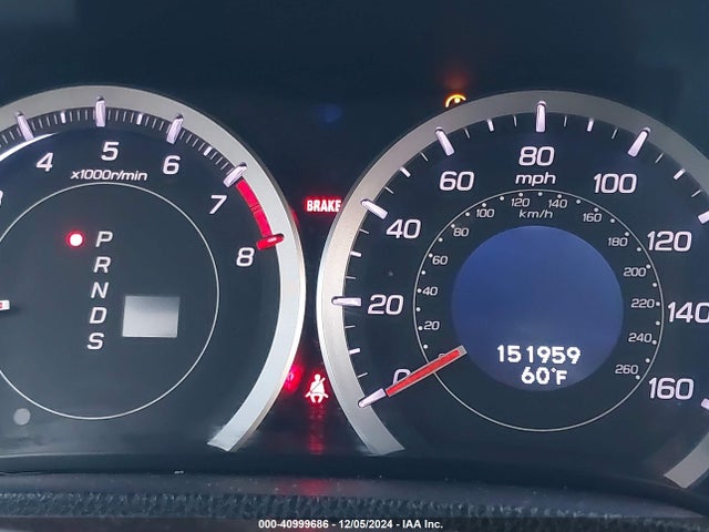 40999686 :رقم المزاد ، JH4CU2F61BC002722 vin ، 2011 Acura Tsx 2.4 مزاد بيع