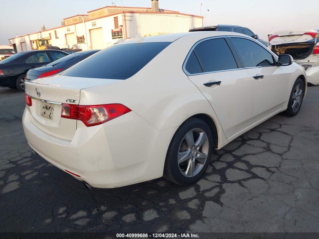 40999686 :رقم المزاد ، JH4CU2F61BC002722 vin ، 2011 Acura Tsx 2.4 مزاد بيع