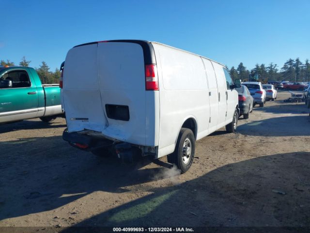 1GCWGGBA6E1122934 Chevrolet Express 2500 Work Van
