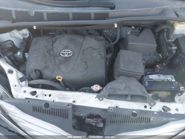 5TDYZ3DC6HS802639 Toyota Sienna Xle/limited