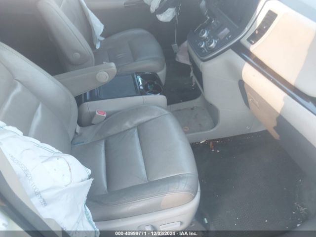 5TDYZ3DC6HS802639 Toyota Sienna Xle/limited