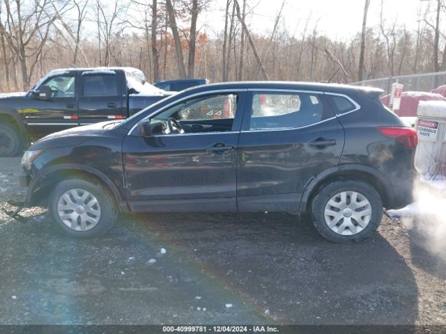 JN1BJ1CR8KW315900 Nissan Rogue Sport S