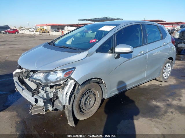 Honda FIT LX 2016 JHMGK5H51GX025558 Image 2