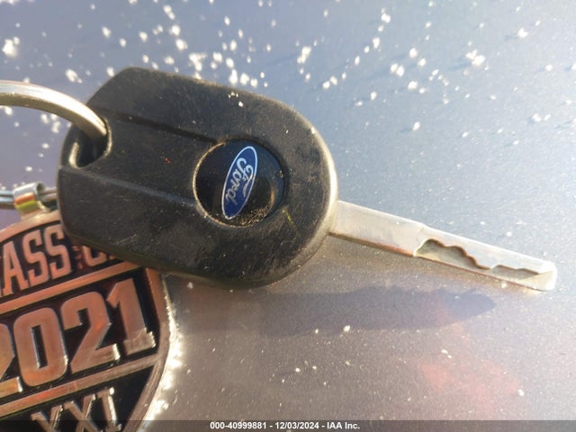 Ford FOCUS SE 2016 1FADP3F24GL287591 Image 11