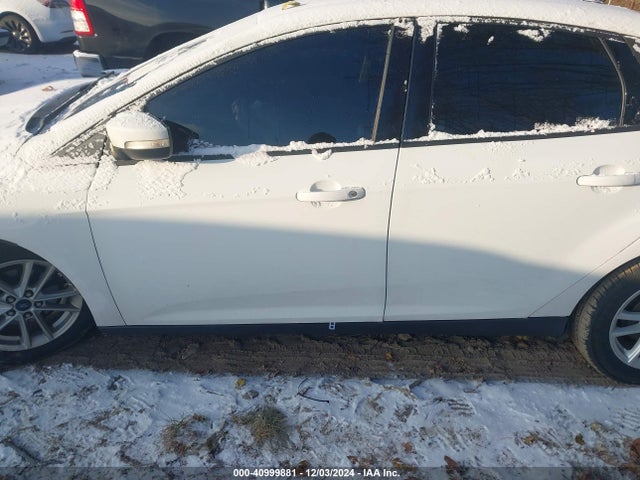 Ford FOCUS SE 2016 1FADP3F24GL287591 Image 14
