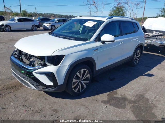 3VVLX7B24NM068923 Volkswagen Taos 1.5t Se