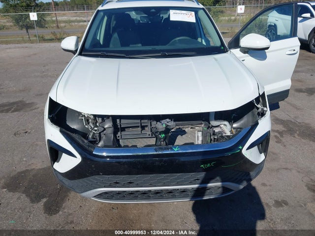 3VVLX7B24NM068923 Volkswagen Taos 1.5t Se