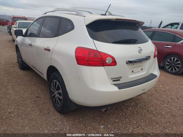JN8AS5MT5FW661582 Nissan Rogue Select S