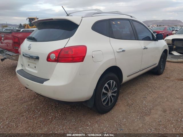 JN8AS5MT5FW661582 Nissan Rogue Select S