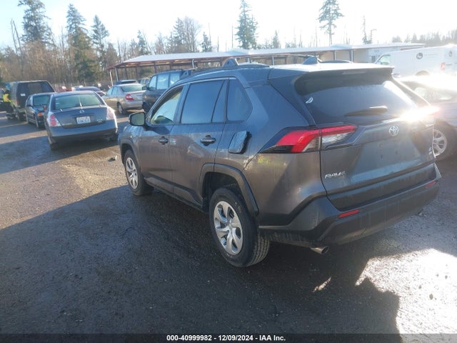 Toyota RAV4 LE 2019 JTMG1RFV4KD030701 Image 3