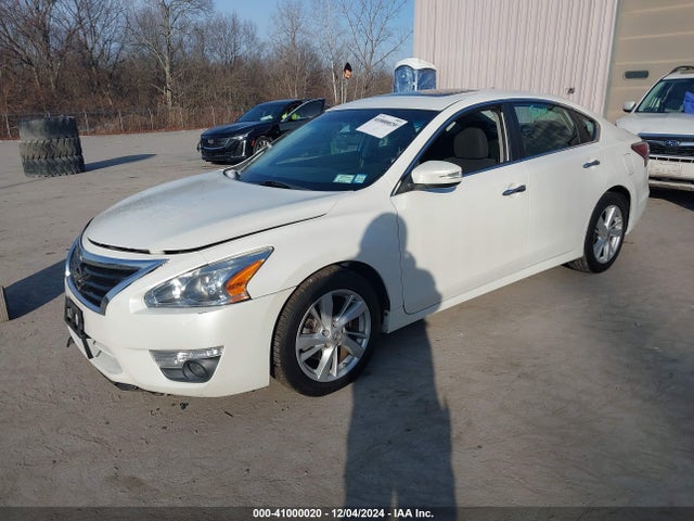 Nissan Altima 2.5 Sv 2015 1N4AL3AP9FC117324 Image 2
