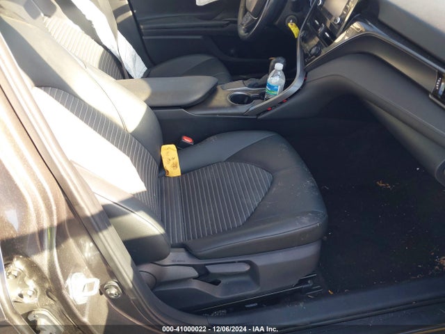 4T1G11AK2MU485544 Toyota CAMRY SE