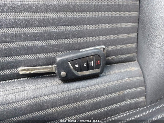 Toyota CAMRY SE 2018 JTNB11HK9J3040249 Image 11