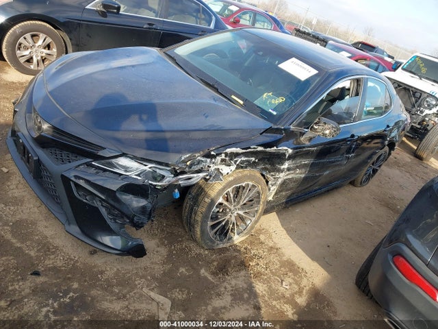 Toyota CAMRY SE 2018 JTNB11HK9J3040249 Image 2